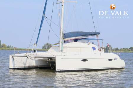 FOUNTAINE PAJOT LAVEZZI 40