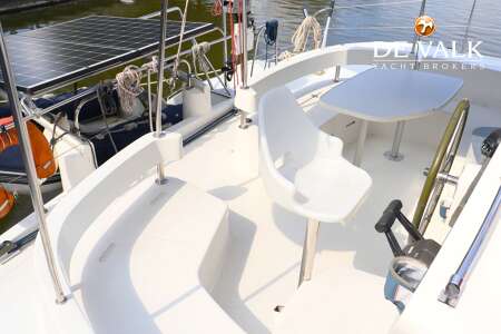 FOUNTAINE PAJOT LAVEZZI 40