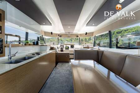 FOUNTAINE PAJOT MY 37