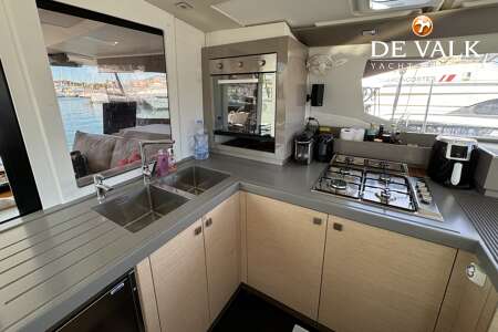 FOUNTAINE PAJOT SAONA 47
