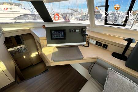 FOUNTAINE PAJOT SAONA 47