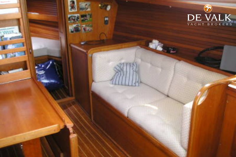 FREEDOM 32 sailing yacht for sale | De Valk Yacht Brokers