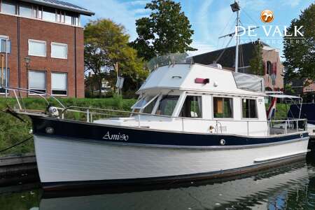 GRAND BANKS 32