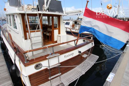GRAND BANKS 36 SEDAN RIVIERA motor yacht for sale | De Valk Yacht broker