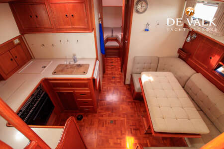 GRAND BANKS 38 EASTBAY EX