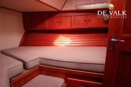 GRAND BANKS 38 EASTBAY EX