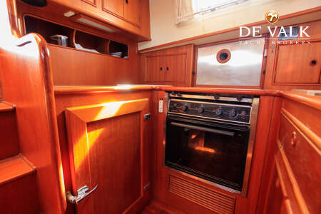 GRAND BANKS 38 EASTBAY EX