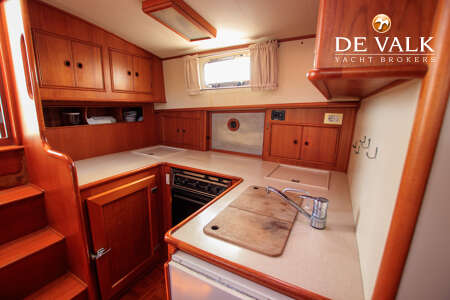 GRAND BANKS 38 EASTBAY EX