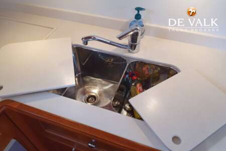 GRAND BANKS 38 EASTBAY EX