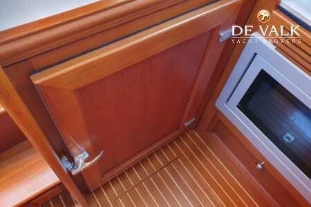 GRAND BANKS 38 EASTBAY EX