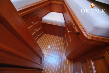 GRAND BANKS 38 EASTBAY EX