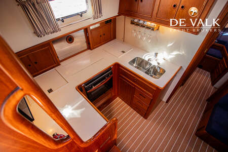 GRAND BANKS 38 EASTBAY EX