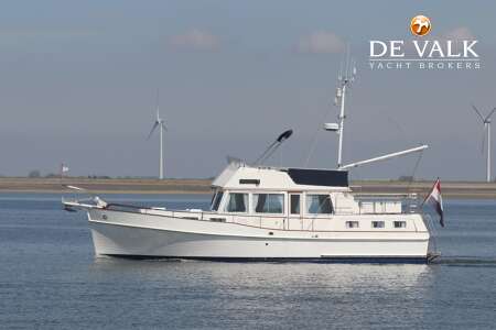 GRAND BANKS 42 MOTORYACHT