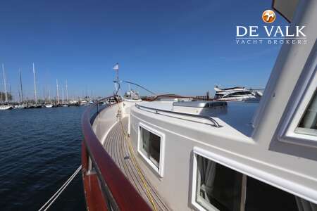 GRAND BANKS 42 MOTORYACHT