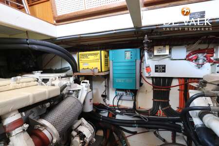 GRAND BANKS 42 MOTORYACHT