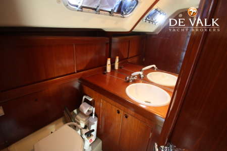 GRAND SOLEIL 37