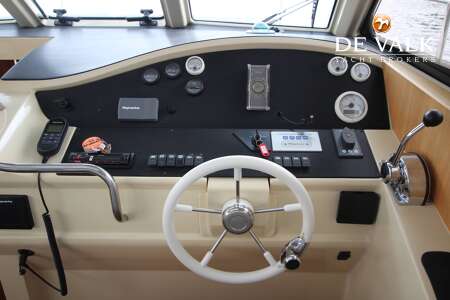 GREENLINE 33