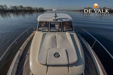 GREENLINE 33 HYBRID