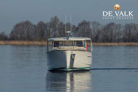 GREENLINE 33 HYBRID