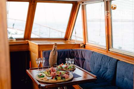 CUSTOM BUILT MOTOR SAILER