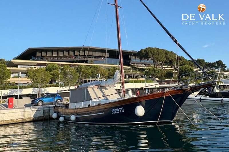 CUSTOM BUILT MOTOR SAILER