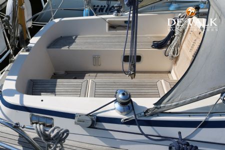 HALLBERG RASSY 31