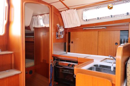 HALLBERG RASSY 31