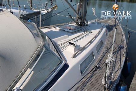 HALLBERG RASSY 31