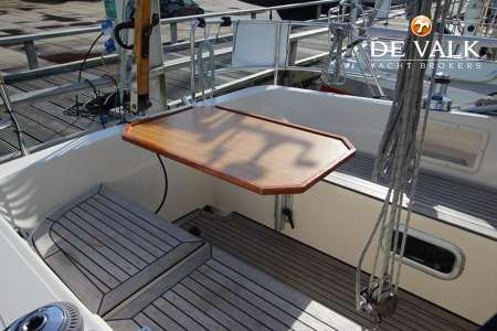 HALLBERG RASSY 31