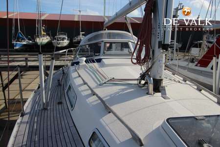 HALLBERG RASSY 31