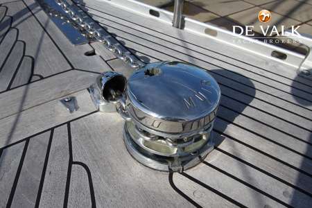 HALLBERG RASSY 31