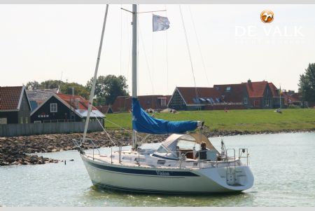 HALLBERG RASSY 31
