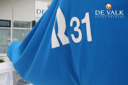HALLBERG RASSY 31