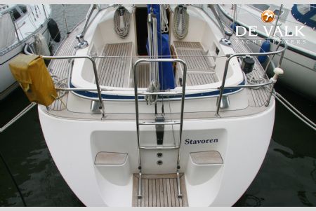 HALLBERG RASSY 31