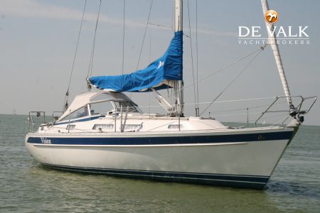 HALLBERG RASSY 31