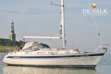 HALLBERG RASSY 31