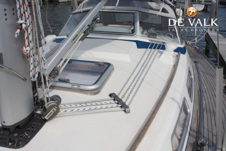 HALLBERG RASSY 31
