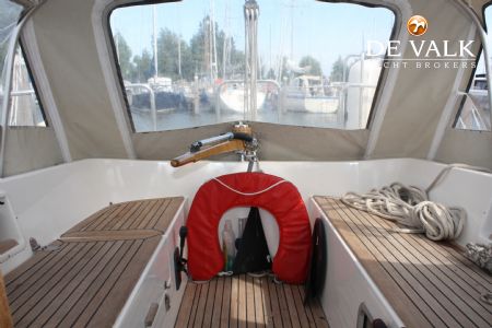 HALLBERG RASSY 31