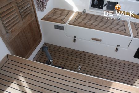 HALLBERG RASSY 31