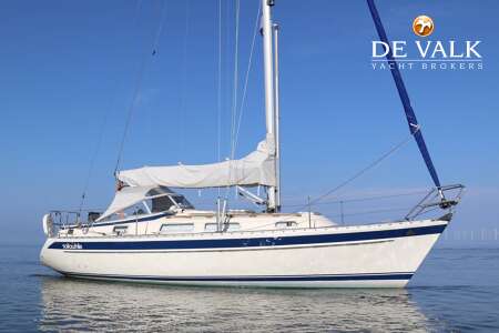 HALLBERG RASSY 31