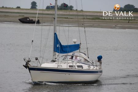 HALLBERG RASSY 34