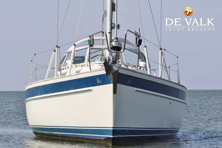 HALLBERG RASSY 34