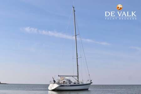 HALLBERG RASSY 34