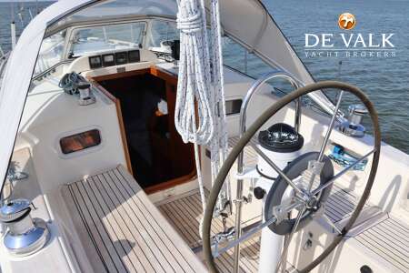 HALLBERG RASSY 34