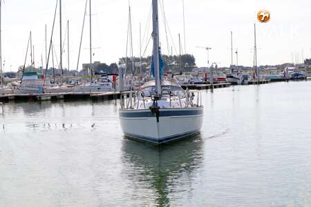 HALLBERG RASSY 34