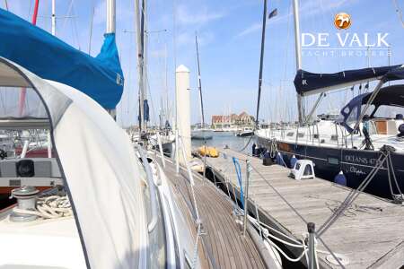 HALLBERG RASSY 34