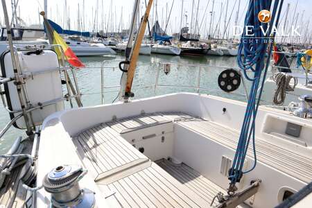 HALLBERG RASSY 34