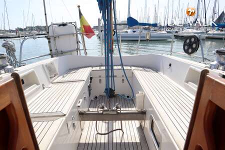 HALLBERG RASSY 34