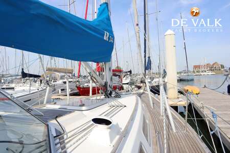 HALLBERG RASSY 34