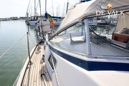 HALLBERG RASSY 34
